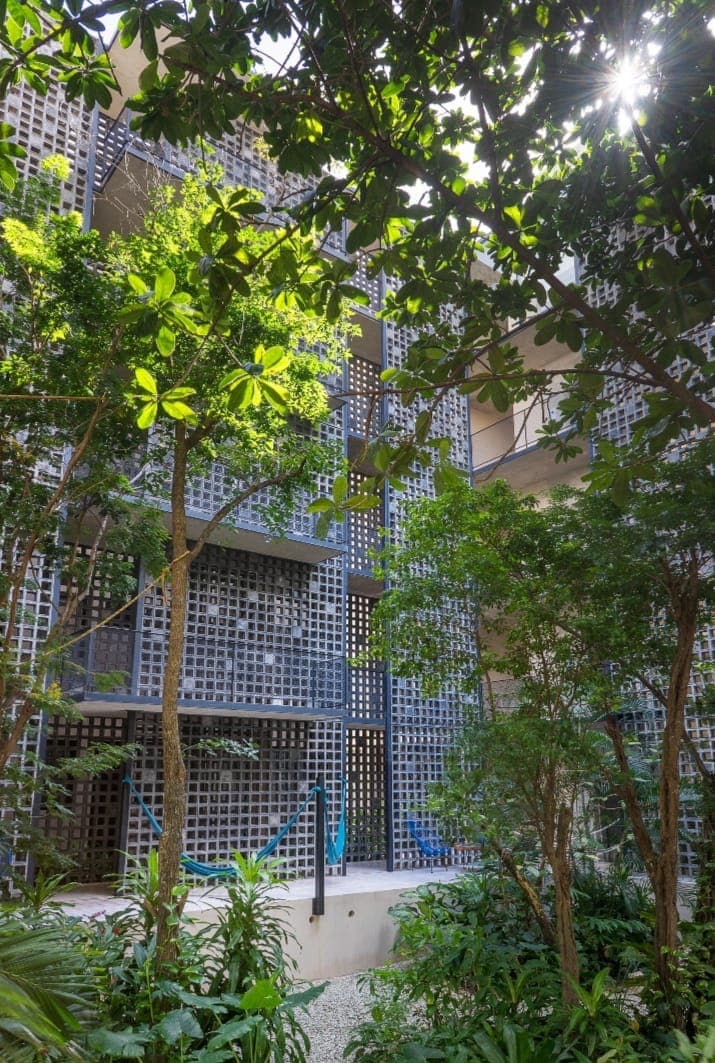 Kaab at the Park 209