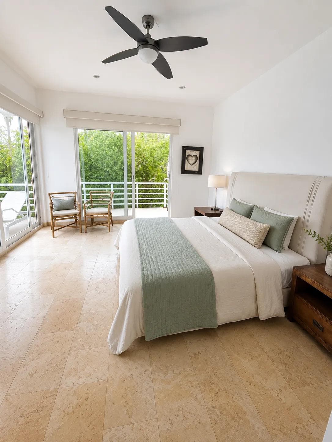 Via 38 PH 2Bdrm - Renta