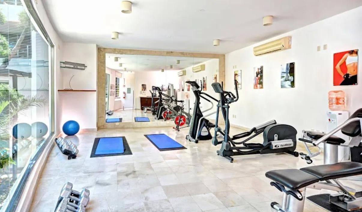 Via 38 PH 2Bdrm - Renta
