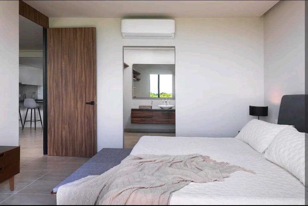 Kaab at the Park 408